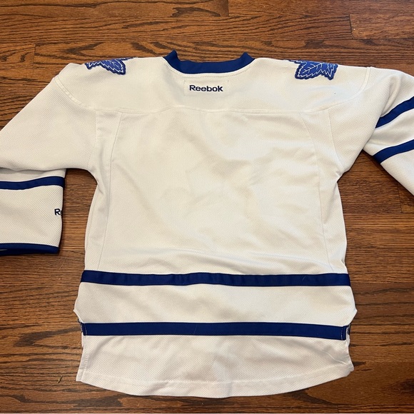 Toronto Maple Leafs Jersey - Youth - Picture 2 of 4